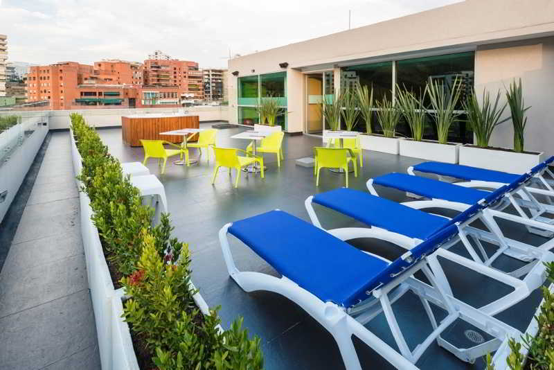 Hotel Hampton By Hilton Cali Esterno foto